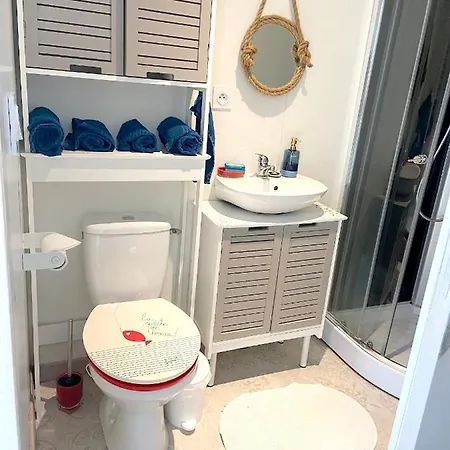 Charmante A Avec Jardinb La Bouillie
