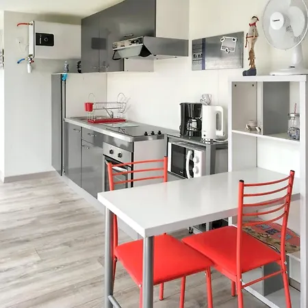 Charmante A Avec Jardinb *